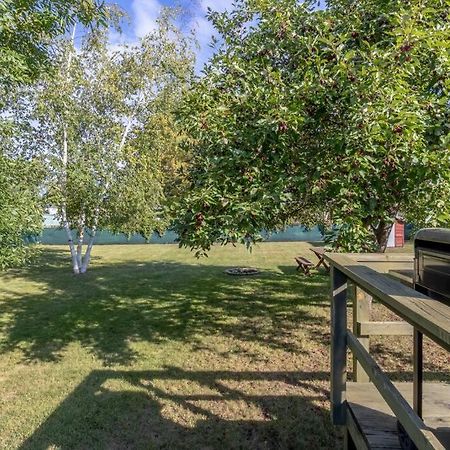 Family Home W/ 2 King, 2 Queen Beds + Game Room Bemidji Exterior photo